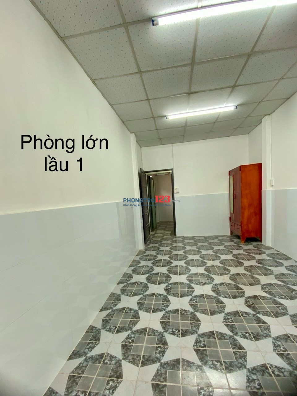  NHÀ CHO THUÊ NGUYÊN CĂN-GẦN ĐƯỜNG 3/2 - Q.11