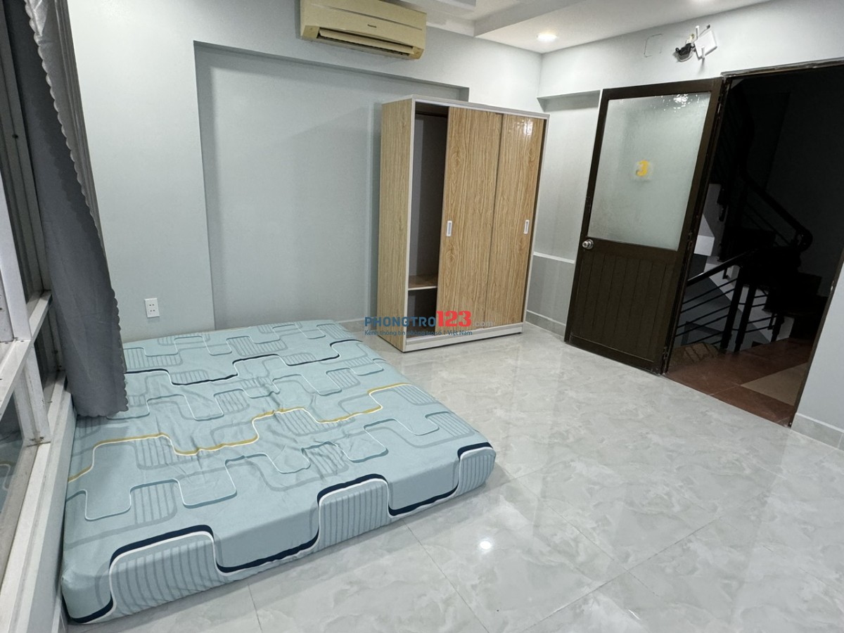 Phòng gần công viên Lê Văn Tám, đủ tiện nghi, thoáng