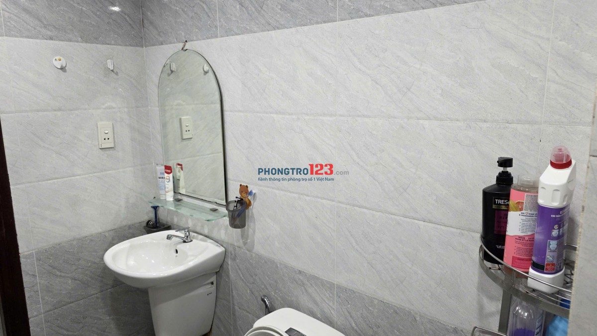 Cho 1 - 2 sinh viên nam ở ghép Quận 2 (Gần đường Trần Não và Ký túc xá ĐH Giao thông Vận tải)