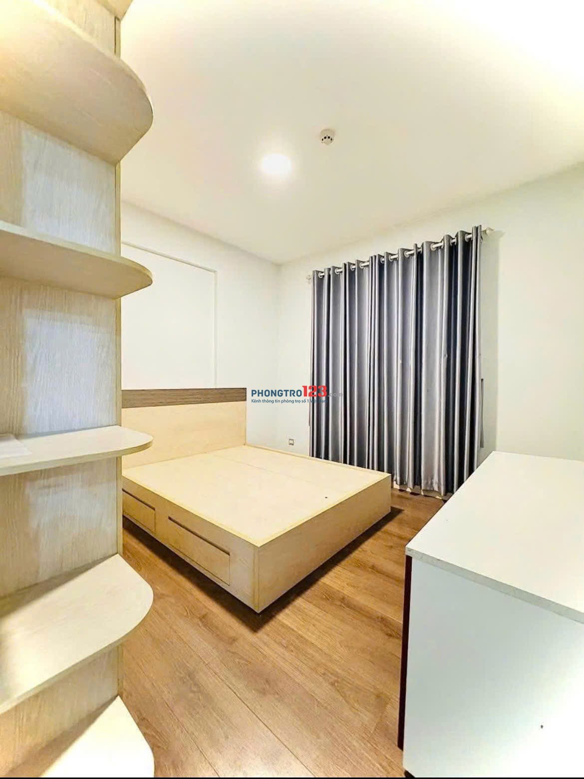 Căn hộ Oriental Plaza, Âu Cơ, Tân Phú: 11tr5/th,2p ngủ, 75m2, NT