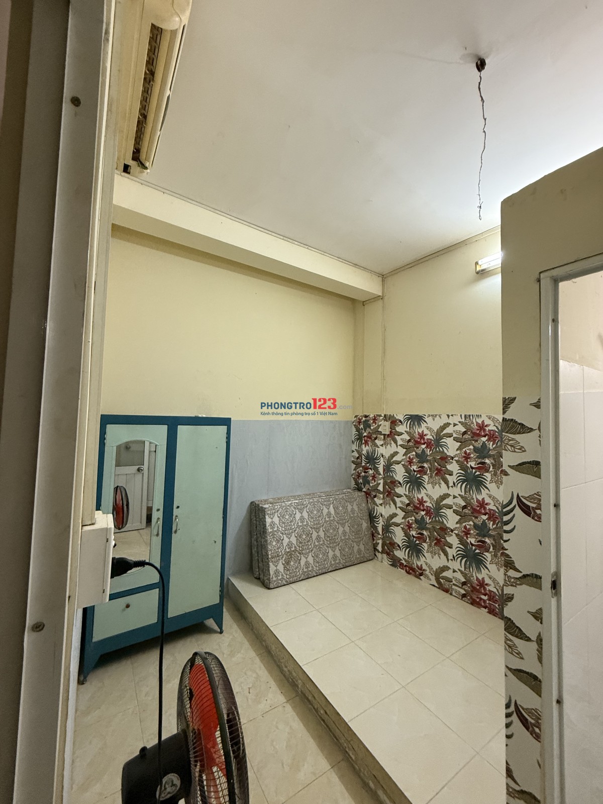 Phòng giá rẻ đẹp , - Cửa sổ thoáng mát- trung tâm Phú nhuận- Huỳnh Văn Bánh gần Lê văn sỹ