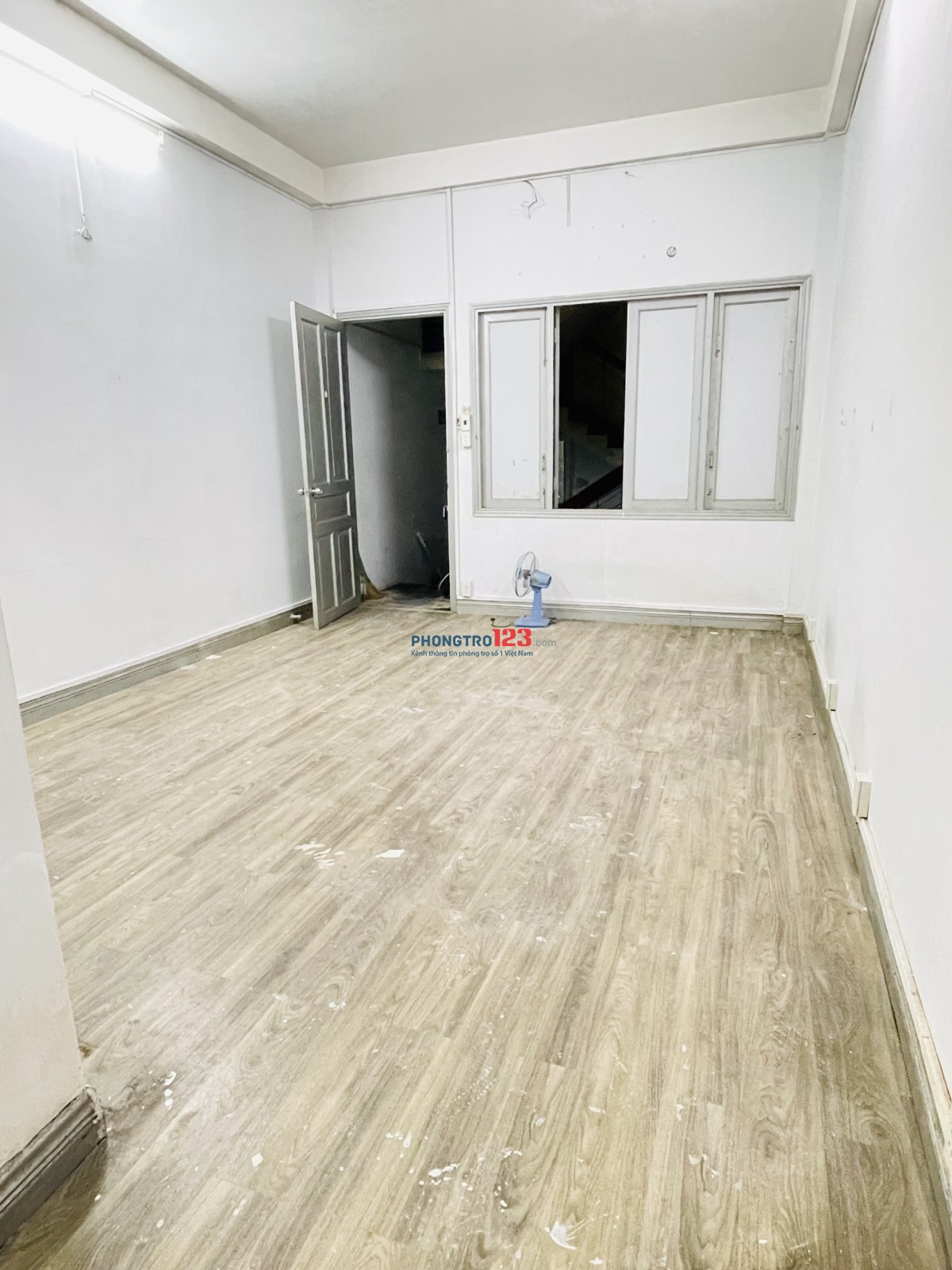 QUẬN 4 - Còn 01 phòng cho NỮ thuê