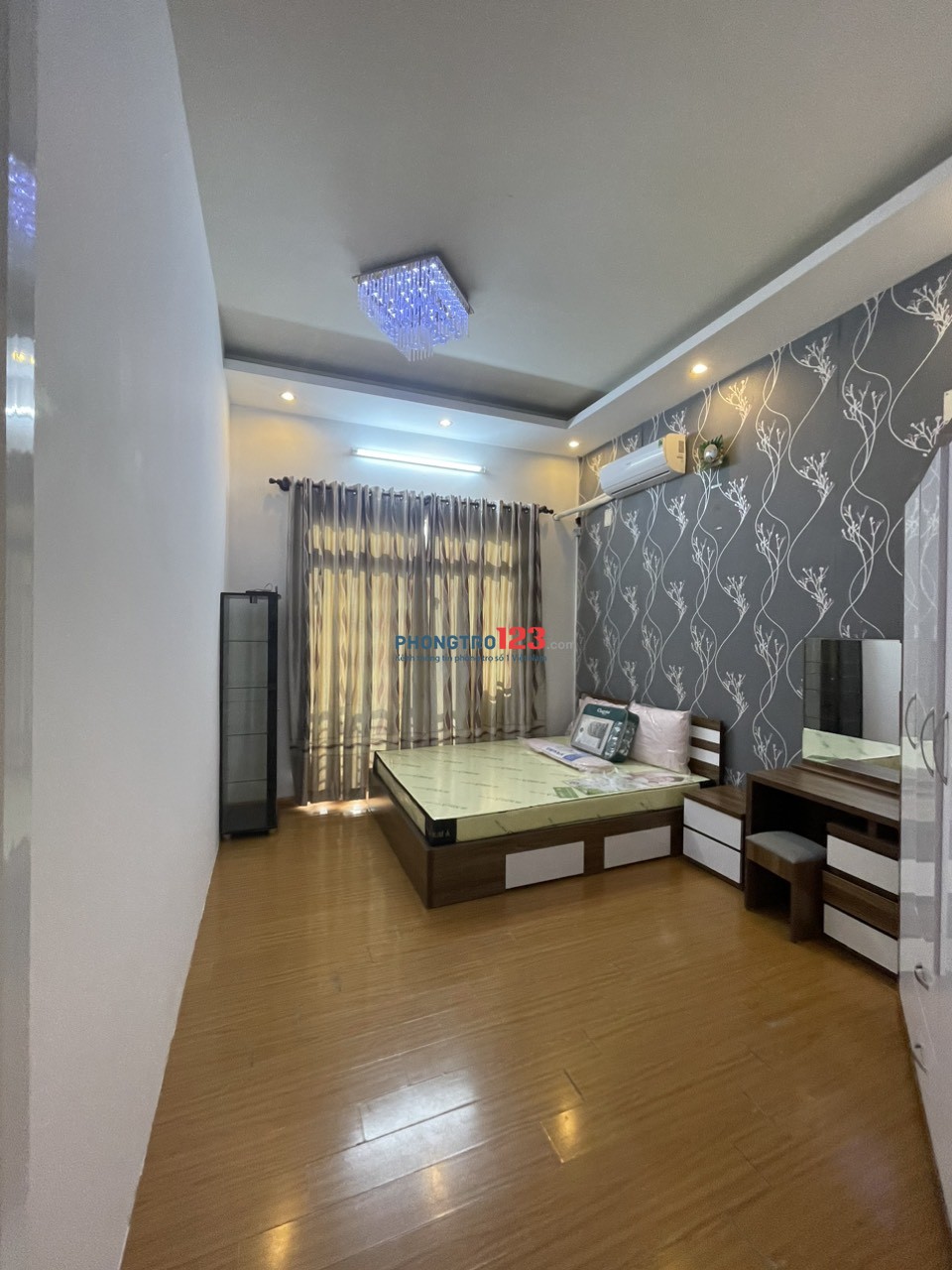 Cho thuê phòng full balcon khu Trung Sơn (chung cư Hồng Lĩnh)