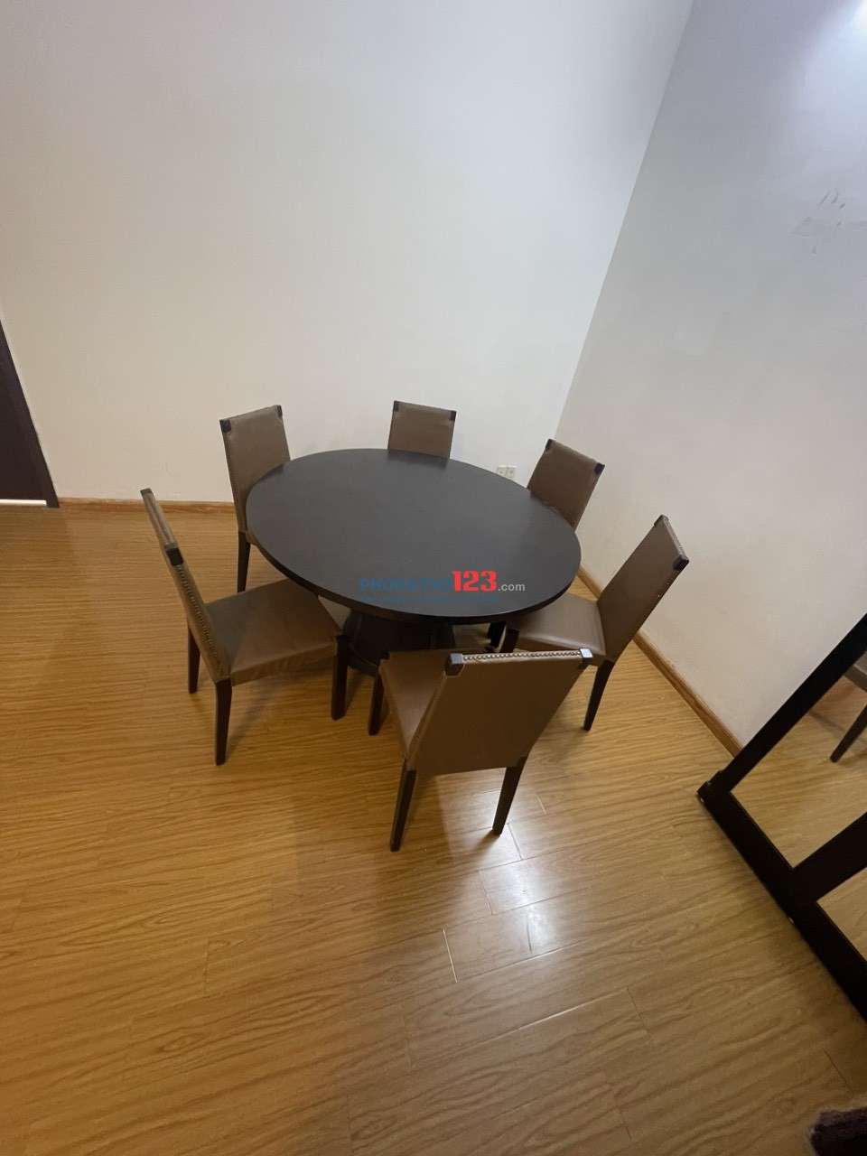Cho thuê phòng full balcon khu Trung Sơn (chung cư Hồng Lĩnh)