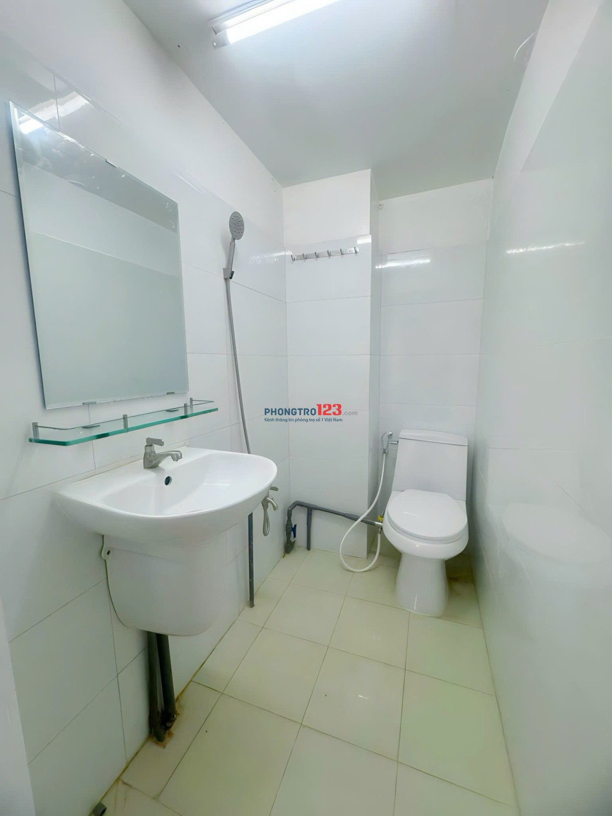 Căn hộ 02 phòng ngủ siêu đẹp, đủ nội thất ngay Trung Tâm Q.10 - 71 Hồ Bá Kiện F15 Q10