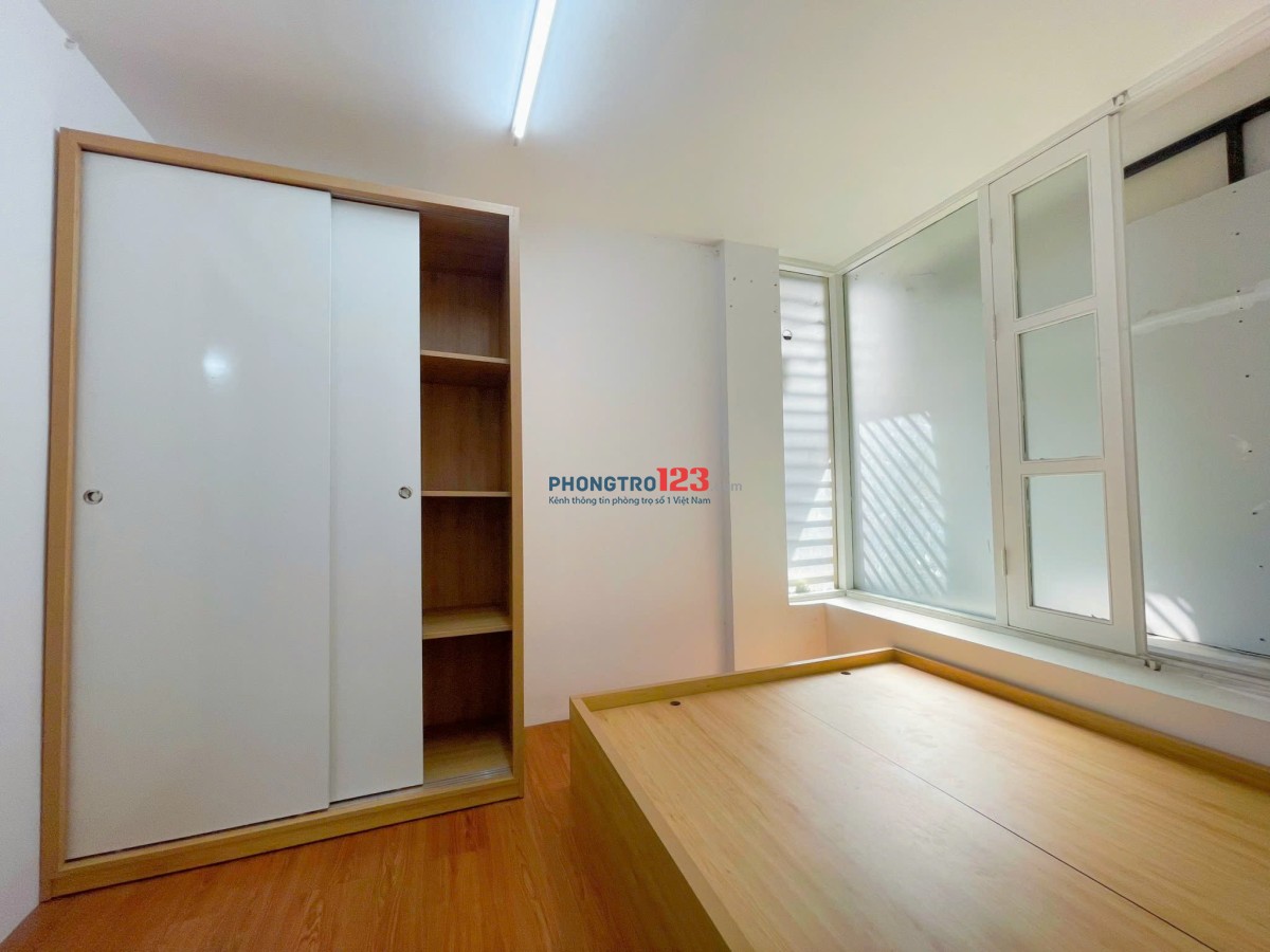Căn hộ 02 phòng ngủ siêu đẹp, đủ nội thất ngay Trung Tâm Q.10 - 71 Hồ Bá Kiện F15 Q10