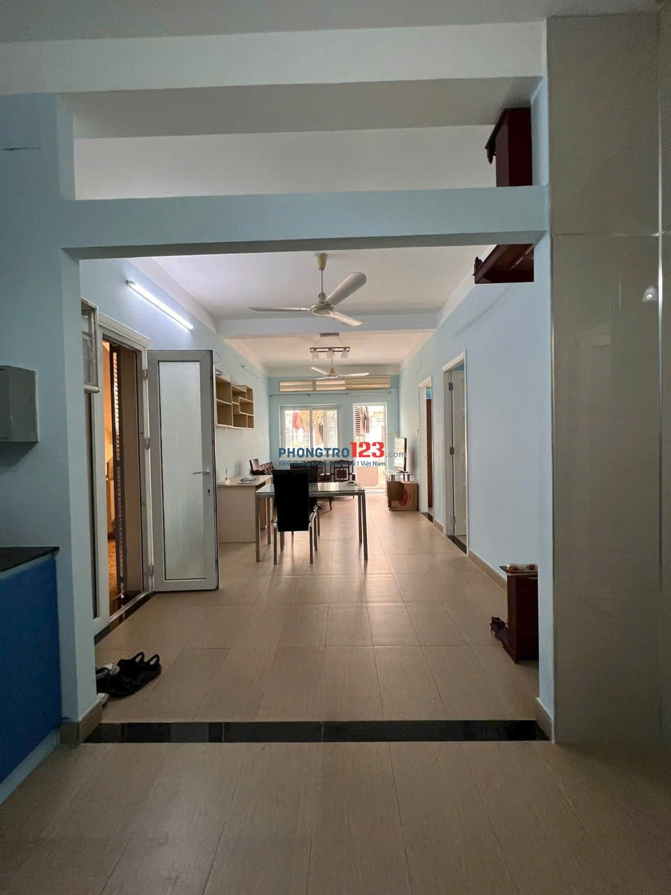 Chung cư Hoa Sen, Lạc Long Quân,Q11: 68m2, 2p ngủ, NT, 8tr/th