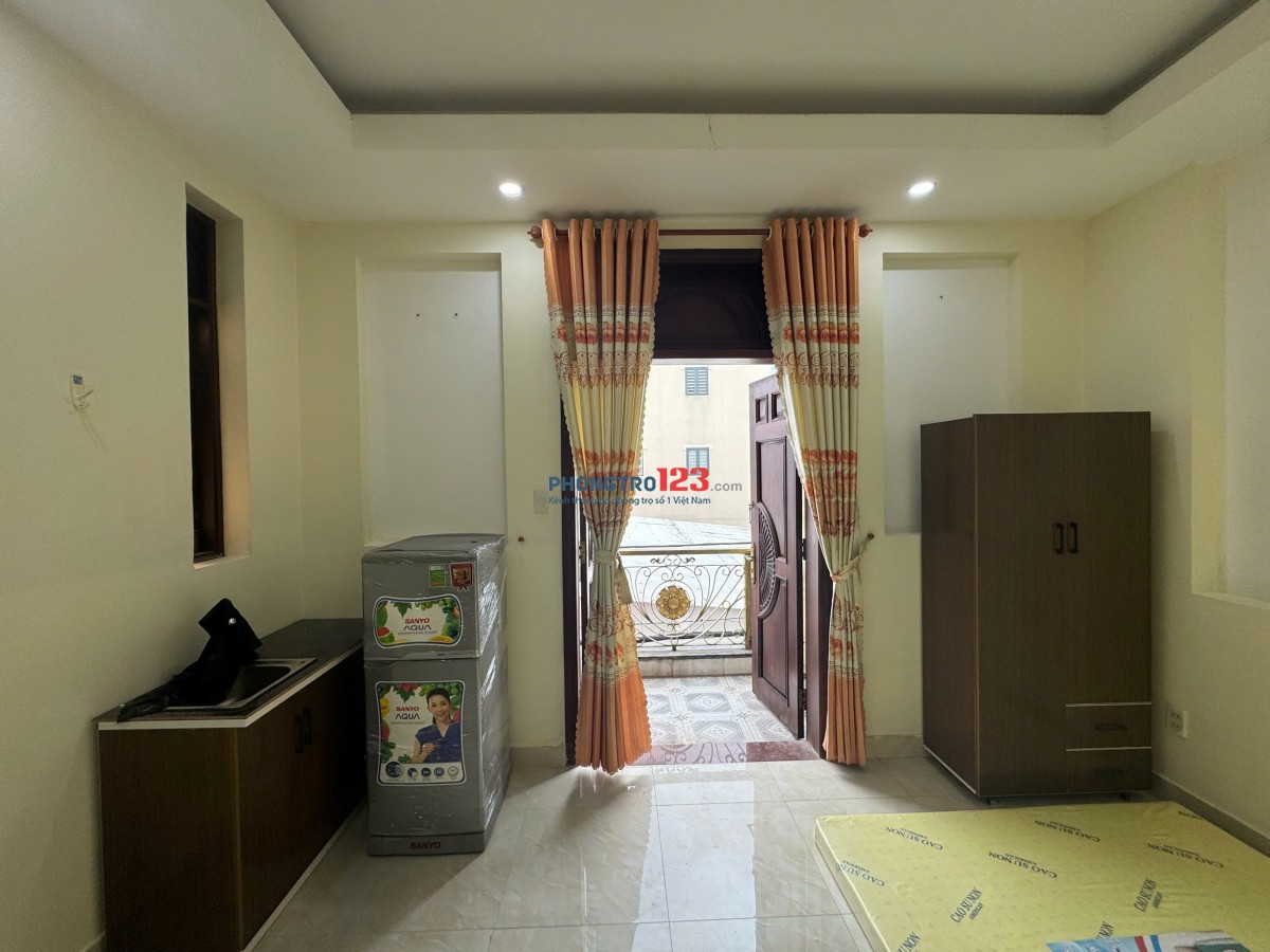 STUDIO BAN CÔNG - FULL NỘI THẤT - QUANG TRUNG