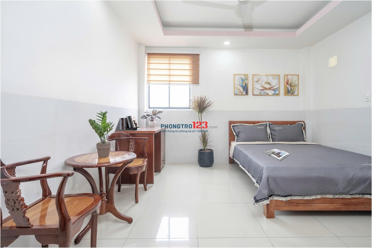 Phòng full nt ngay Hoàng Diệu 2