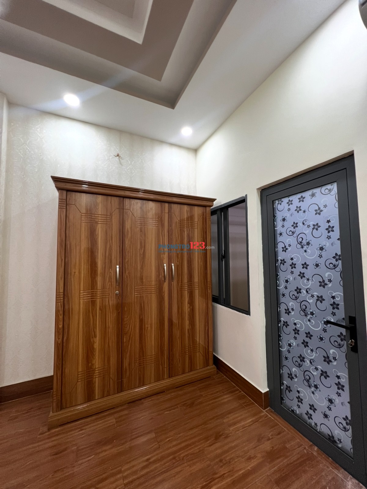 Cho thuê phòng trọ cao cấp trong Nhà Phố Nguyên Căn