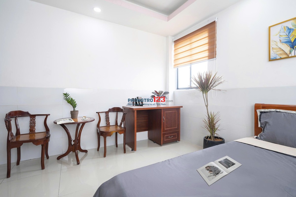 Phòng full nt ngay Hoàng Diệu 2