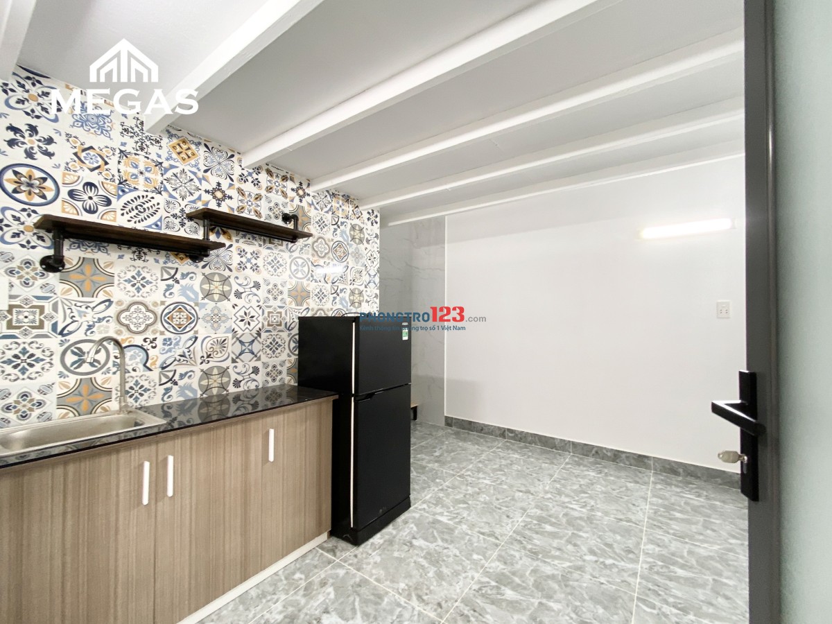 Phòng mới rộng rãi, gác cao, giá tốt, full nội thất, Quận 2. Thuận tiện di chuyển trung tâm