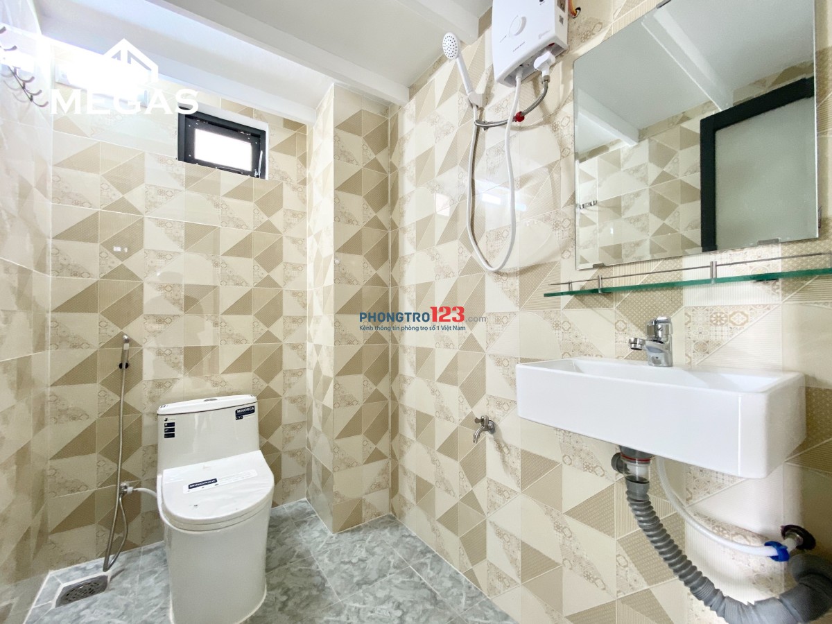 Phòng mới rộng rãi, gác cao, giá tốt, full nội thất, Quận 2. Thuận tiện di chuyển trung tâm