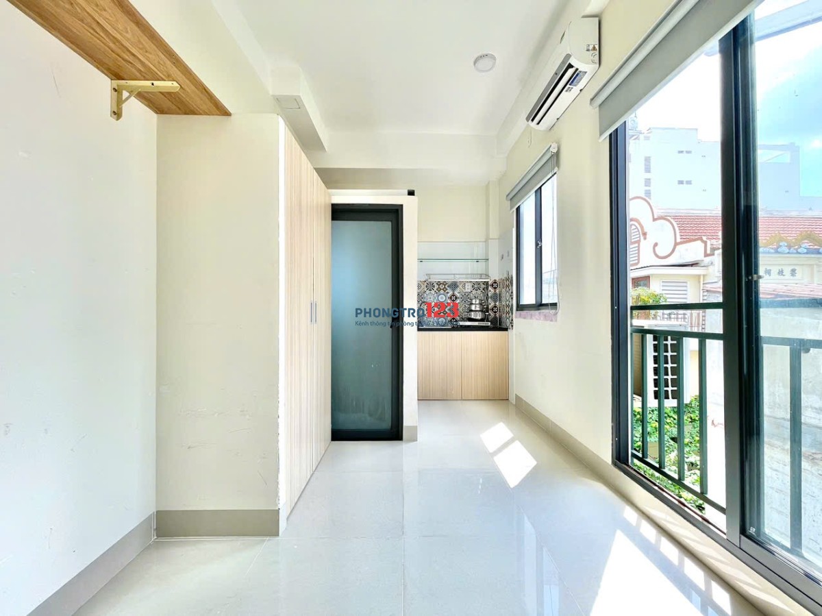 PHÒNG BAN CÔNG FULL NT TIỆN NGHI BÙI ĐÌNH TUÝ