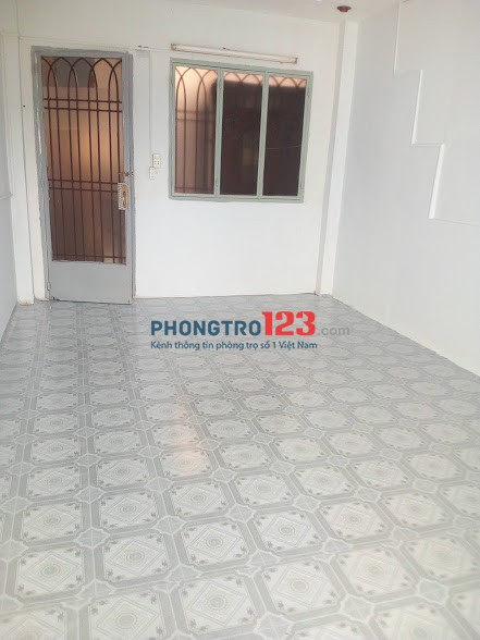 PHÒNG CỬA SỔ MÁY LẠNH THOÁNG MÁT NGAY THĂNG LONG- CỘNG HÒA