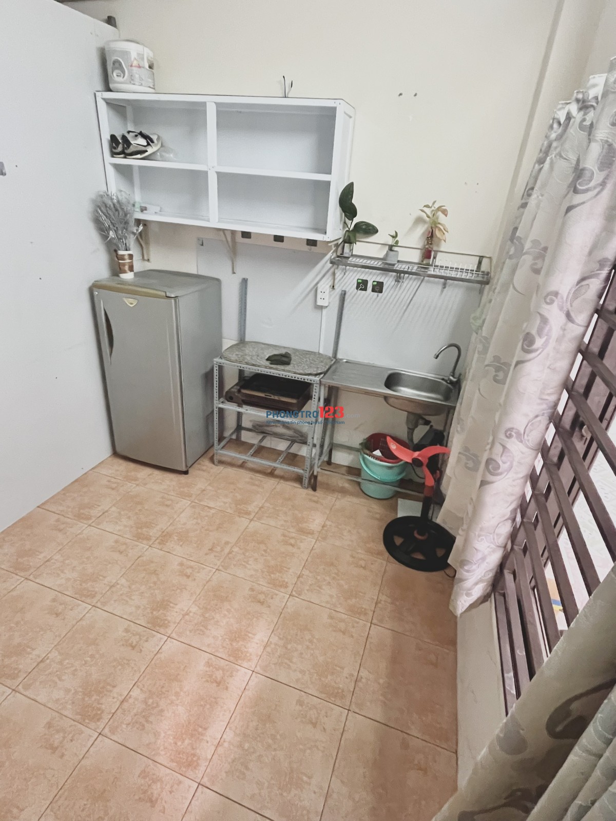 CHÍNH CHỦ CHO THUÊ - ƯU ĐÃI TIỀN PHÒNG THUÊ TRONG T8, 410 Lê Quang Định, nội thất cơ bản