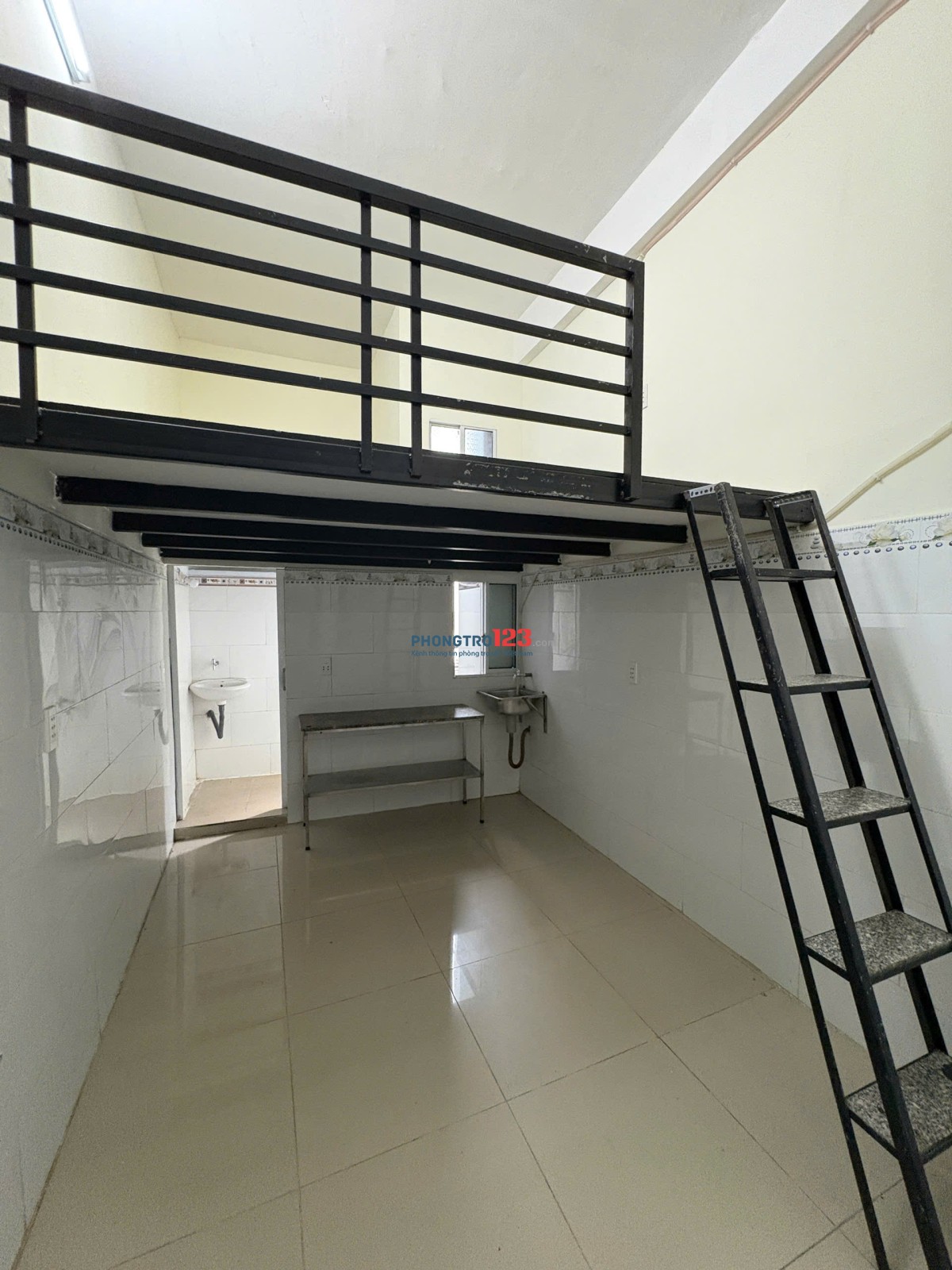 CHO THUÊ PHÒNG TRỌ NGAY ETOWN CỘNG HOÀ