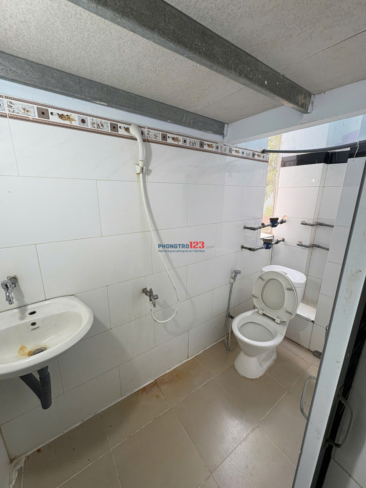 CHO THUÊ PHÒNG TRỌ NGAY ETOWN CỘNG HOÀ
