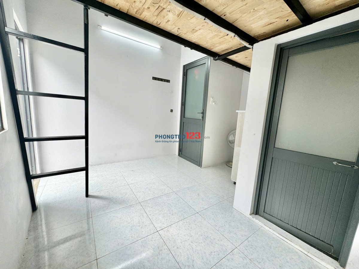 PHÒNG TRỌ DUPLEX FULL NỘI THẤT BAN CÔNG CỬA SỔ LỚN Ở BÌNH THẠNH GẦN ĐẠI HỌC VĂN LANG