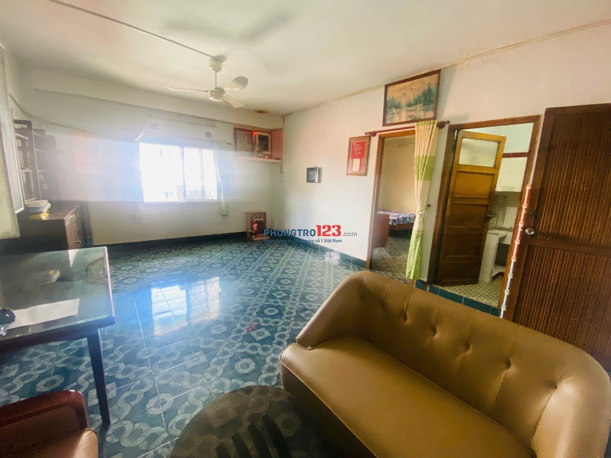 Cho thuê căn hộ 54m2 tại chung cư Viễn Đông, Quận 5 giá chỉ 5.5 triệu/tháng