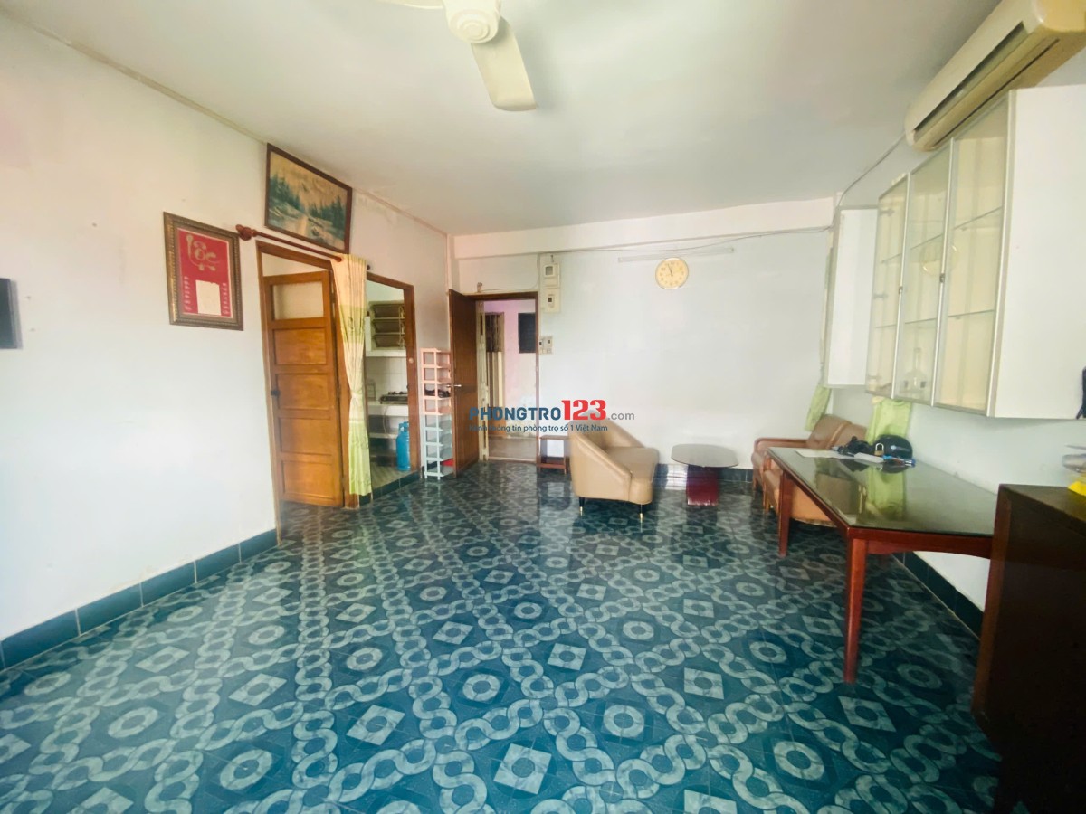 Cho thuê căn hộ 54m2 tại chung cư Viễn Đông, Quận 5 giá chỉ 5.5 triệu/tháng