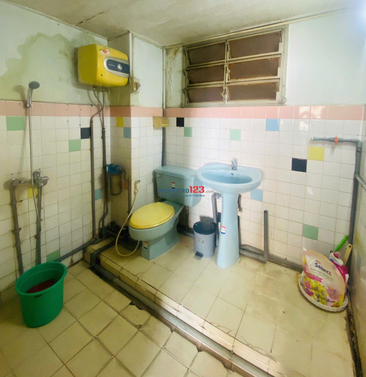 Cho thuê căn hộ 54m2 tại chung cư Viễn Đông, Quận 5 giá chỉ 5.5 triệu/tháng