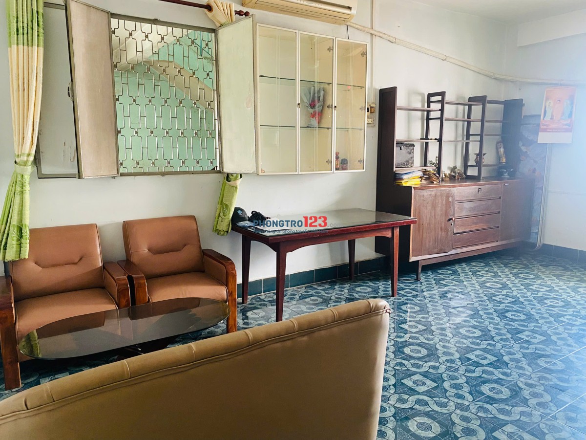 Cho thuê căn hộ 54m2 tại chung cư Viễn Đông, Quận 5 giá chỉ 5.5 triệu/tháng