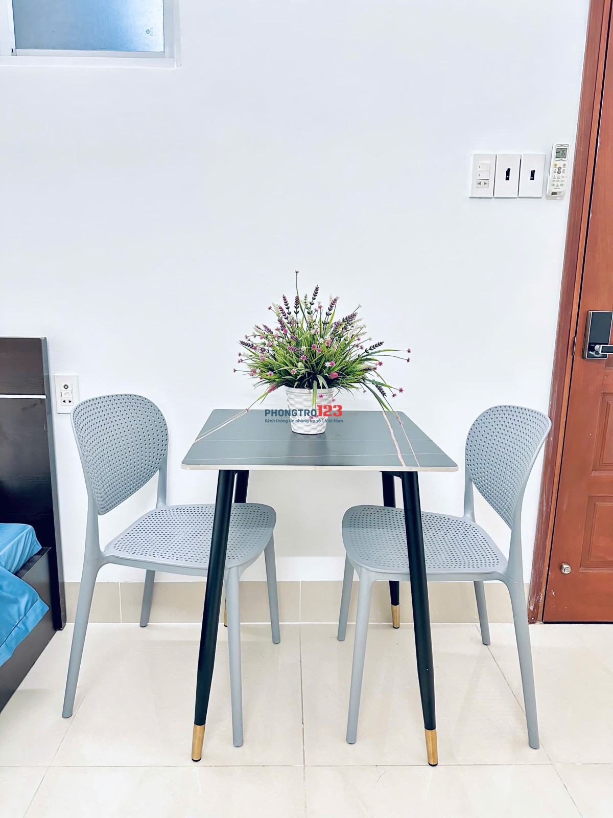 Cho thuê phòng trọ Quận 10, đường Đất Thánh, có cửa sổ thoáng, gần ĐH Bách Khoa – ĐH Kinh Tế