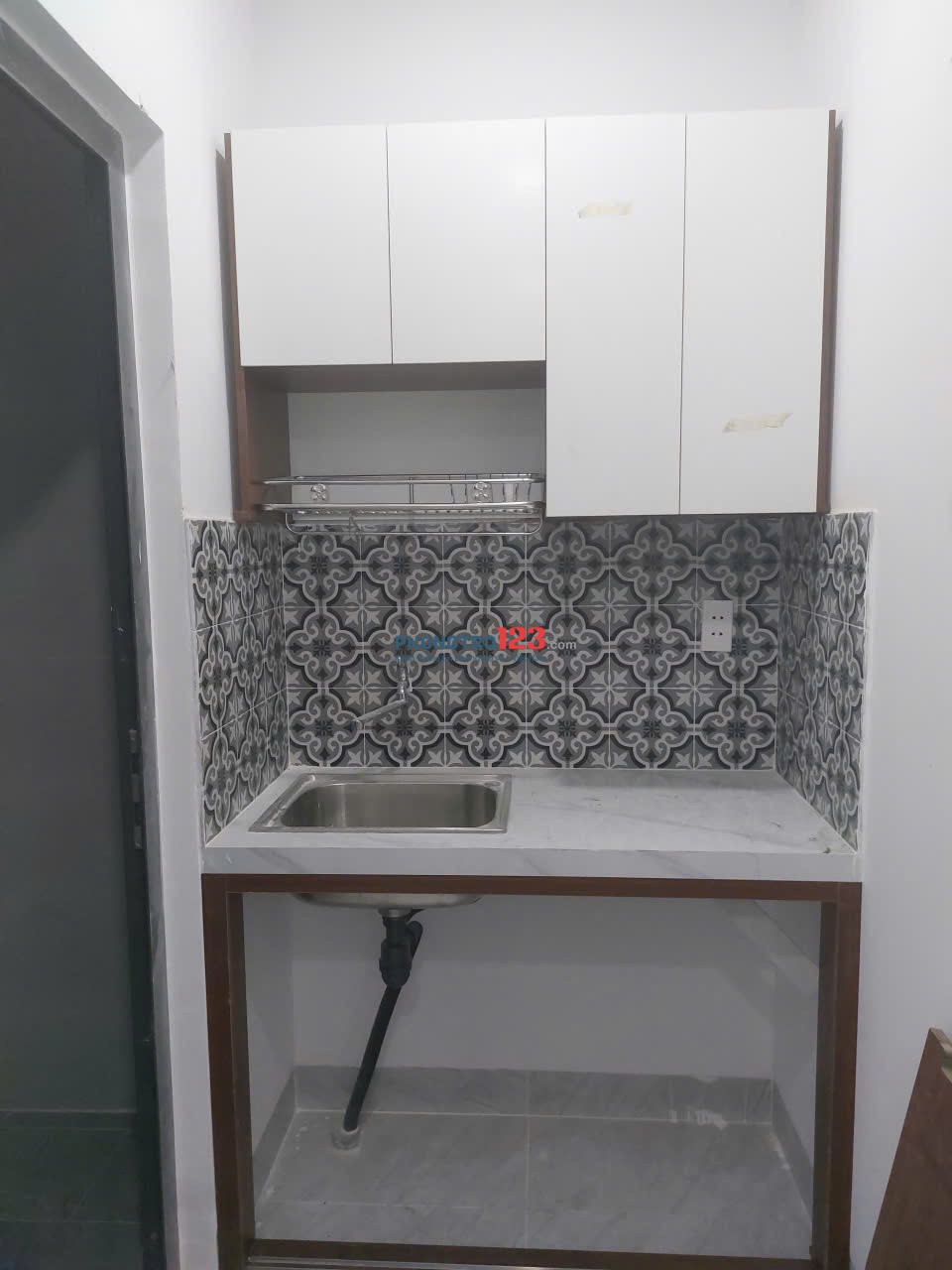 CHO THUÊ PHÒNG TRỌ MẶT TIỀN ĐƯỜNG, MỚI 100%