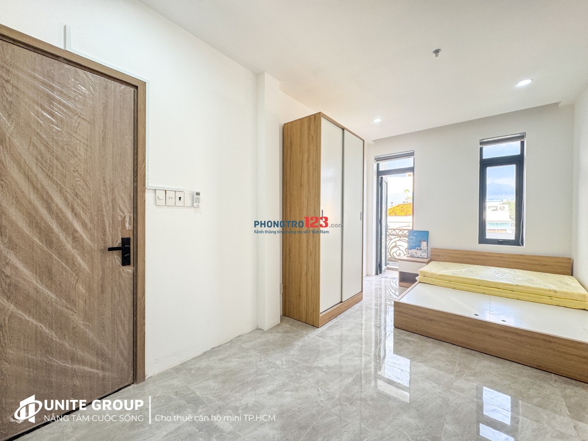 Cho thuê phòng mới khai trương, ban công, cửa sổ_Nhà thang máy gần Hàng Xanh, Bà chiểu, UEF, HIU