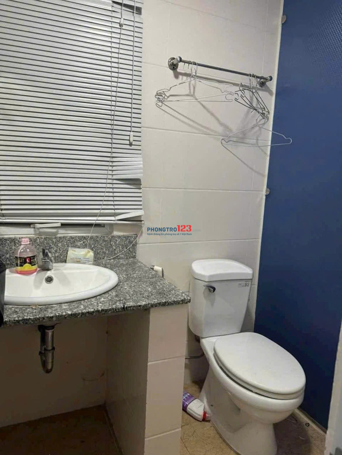 Chung cư Miếu Nổi, Vũ Huy Tân, BT: 72m2, 2p ngủ có ban công, 12tr/th