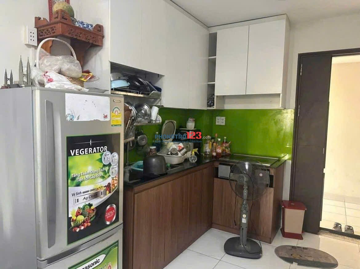 Chung cư Miếu Nổi, Vũ Huy Tân, BT: 72m2, 2p ngủ có ban công, 12tr/th