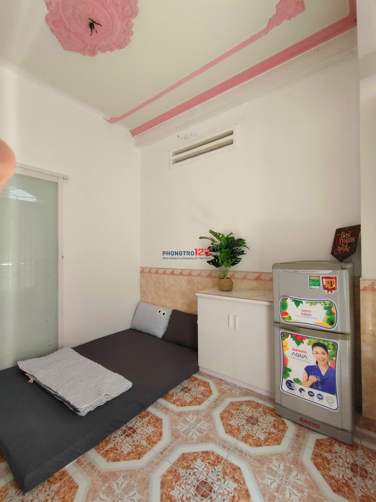CHO THUÊ PHÒNG TRỌ DẠNG CĂN HỘ DỊCH VỤ _ NỘI THẤT CƠ BẢN _ BAN CÔNG _ GẦN HCMUT-BK, UEH, PNTU, HCMUE