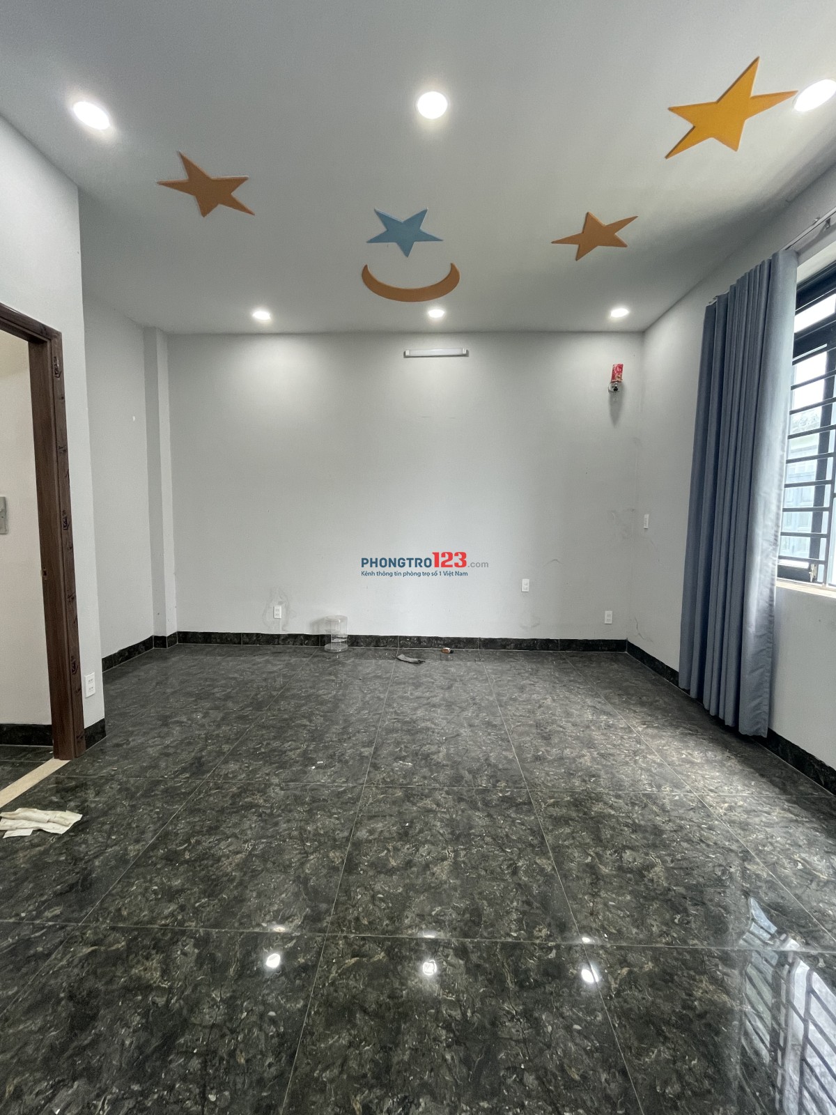 Cho thuê phòng trọ khu vực vòng xoay Liên Phường Phú Hữu