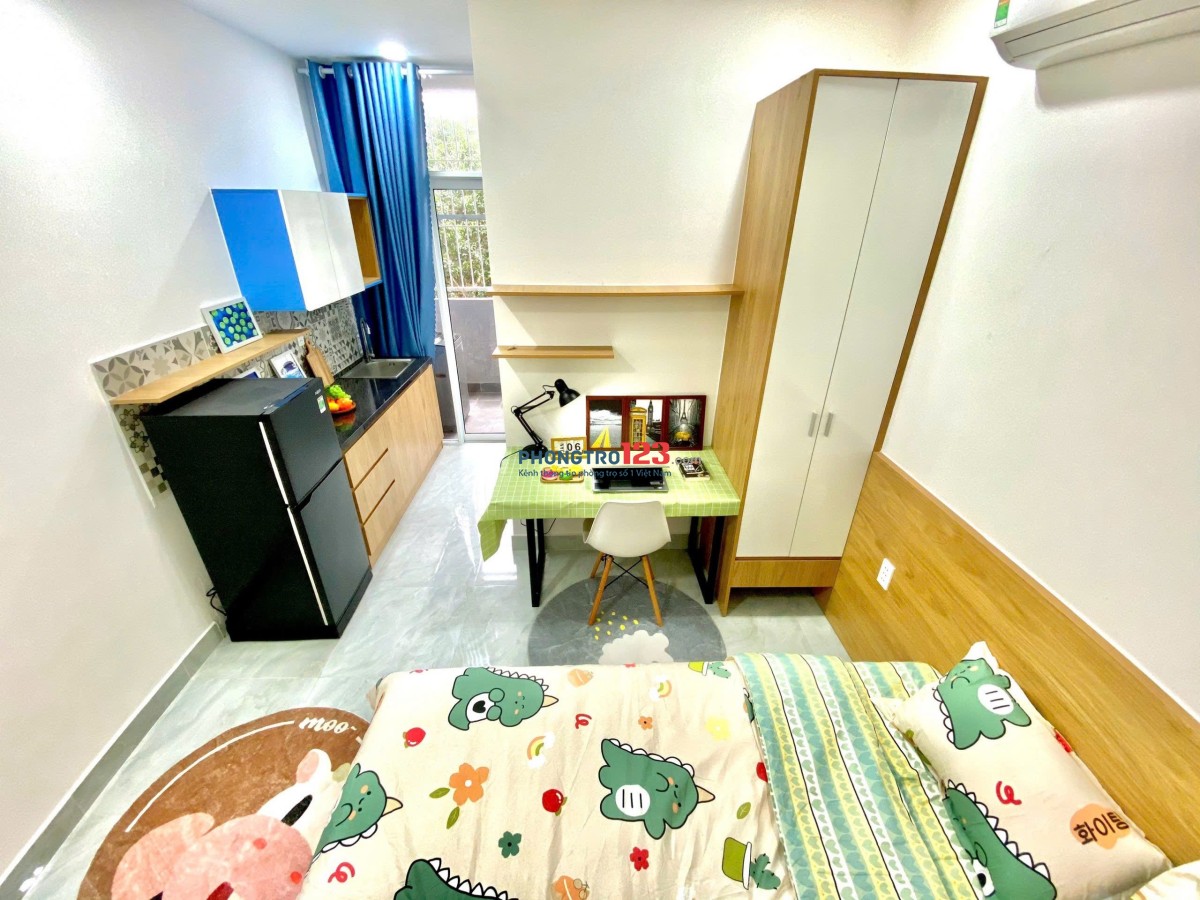 Phòng trọ cho thuê 30m2 ban công, máy giặt riêng full nội thất gần ĐH Ngoại Thương, Hutech, GTVT