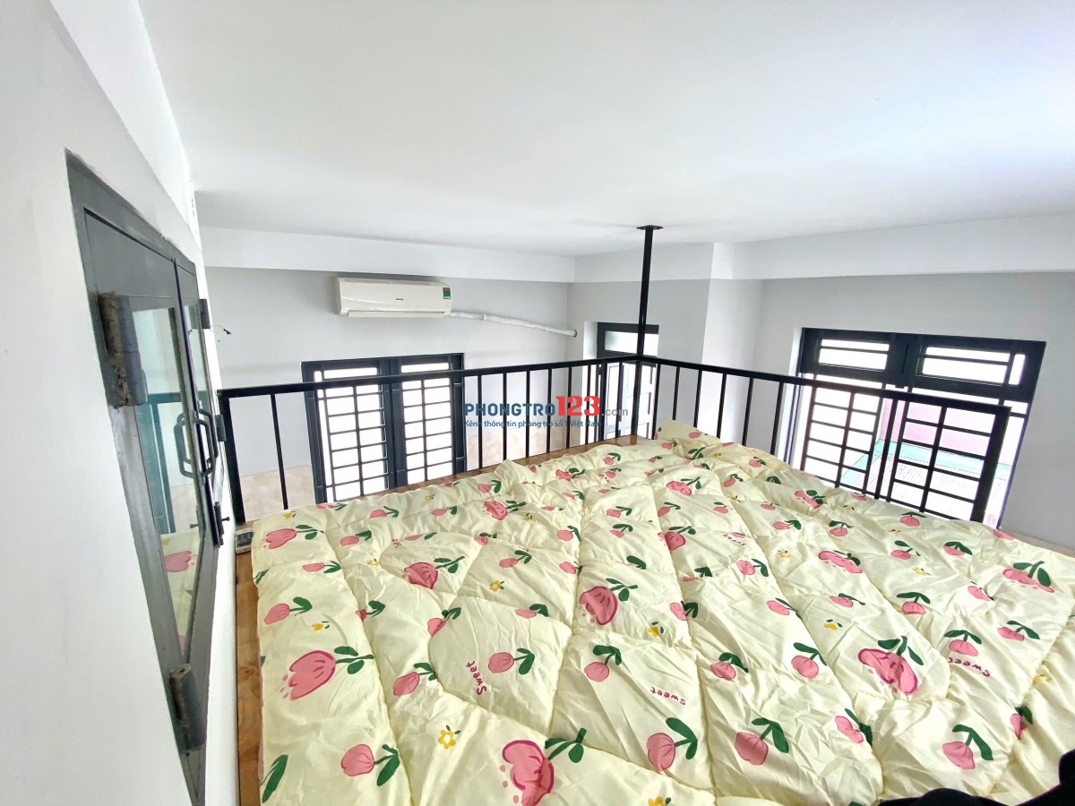 TRỐNG LẠI PHÒNG CÓ CỬA SỔ SẴN MÁY LẠNH, TỦ ĐỒ NGAY TÂN SƠN NHÌ - LÊ ĐÌNH THÁM