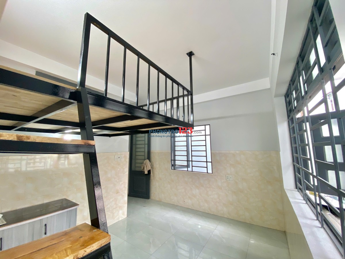TRỐNG LẠI PHÒNG CÓ CỬA SỔ SẴN MÁY LẠNH, TỦ ĐỒ NGAY TÂN SƠN NHÌ - LÊ ĐÌNH THÁM