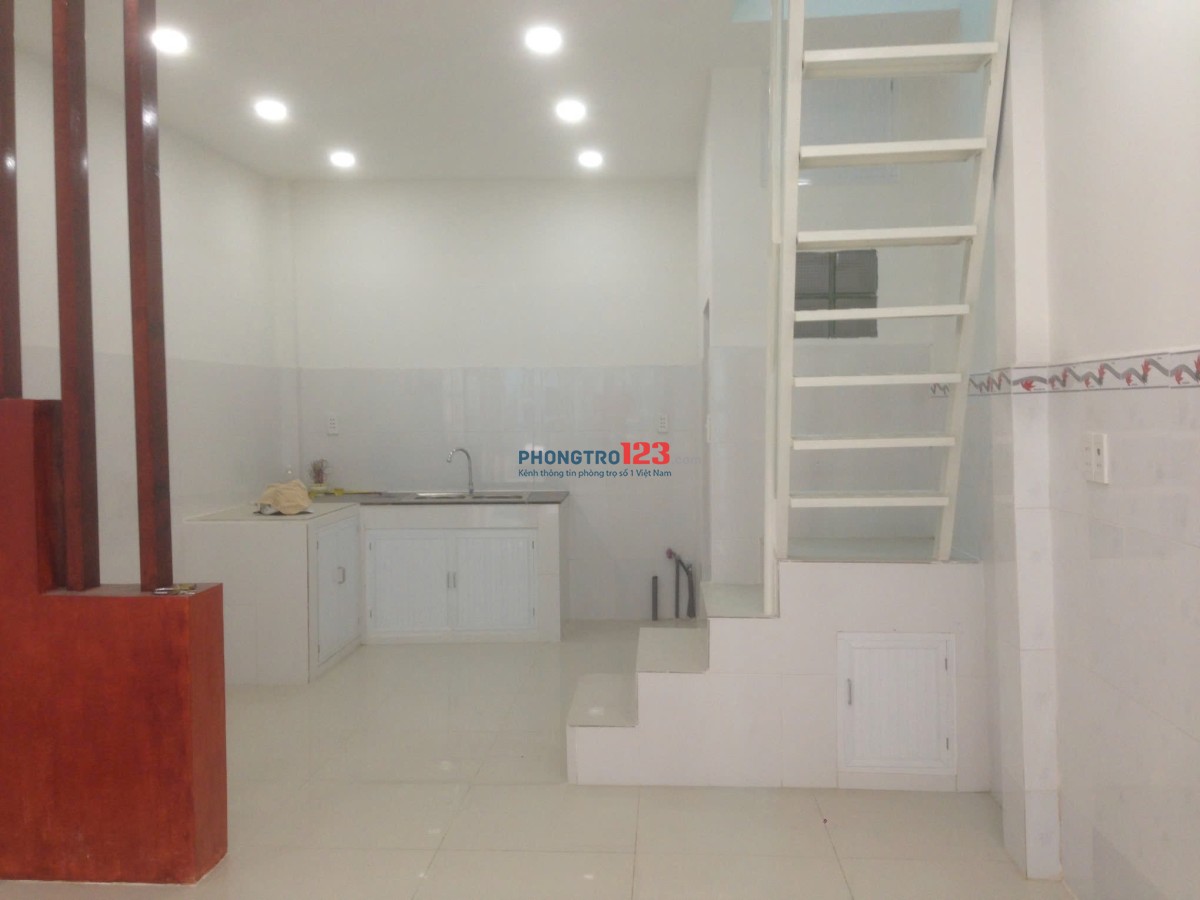 cho thuê nhà nguyên căn đoạn ngã tư nguyễn xí - nơ trang long 50m2