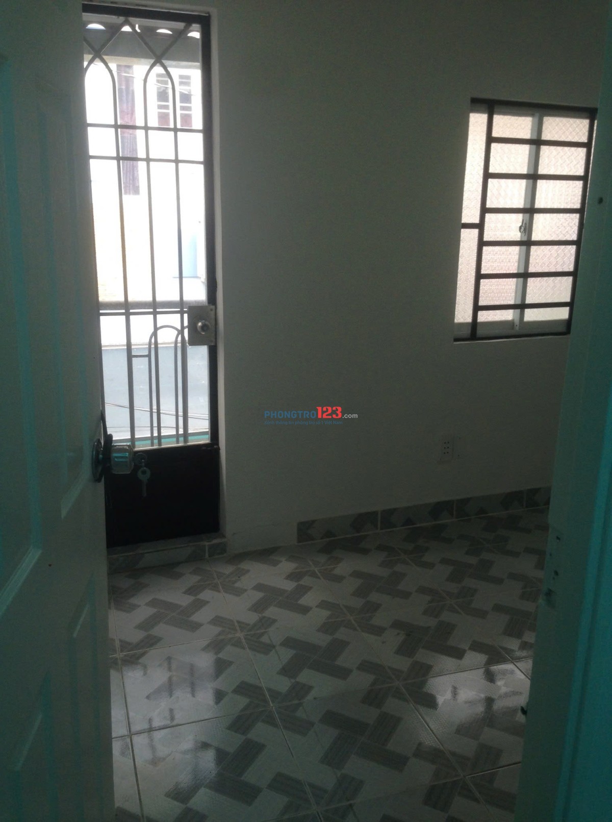 cho thuê nhà nguyên căn đoạn ngã tư nguyễn xí - nơ trang long 50m2
