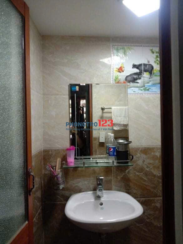 Nhà thuê nguyên căn, trung tâm thành phố, trong hẻm Q4