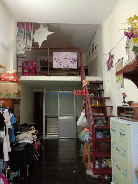 Nhà thuê nguyên căn, trung tâm thành phố, trong hẻm Q4