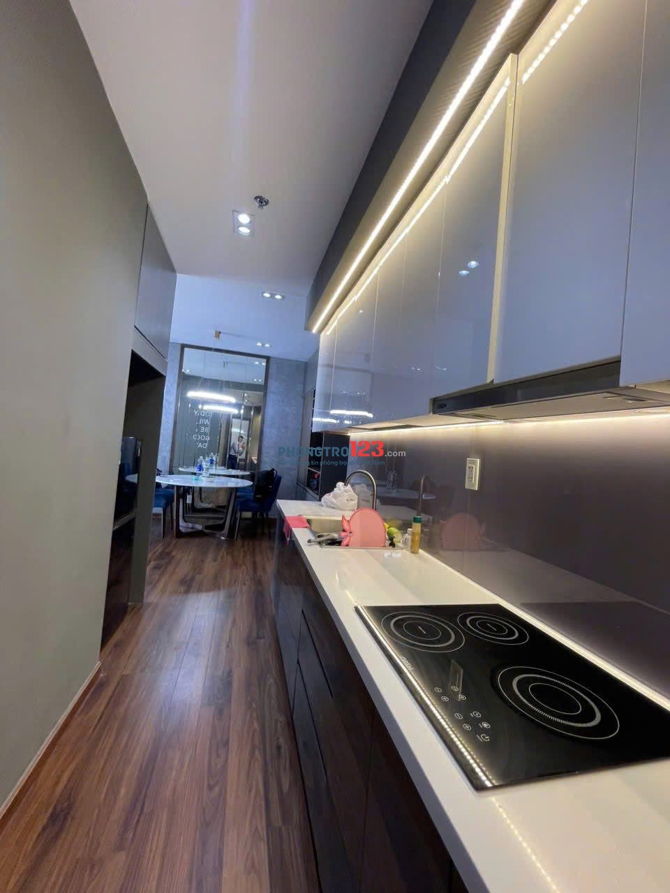 Chung cư Ruby, P15, Tân Bình: 107m2, 3p ngủ, NTCC 13tr/th