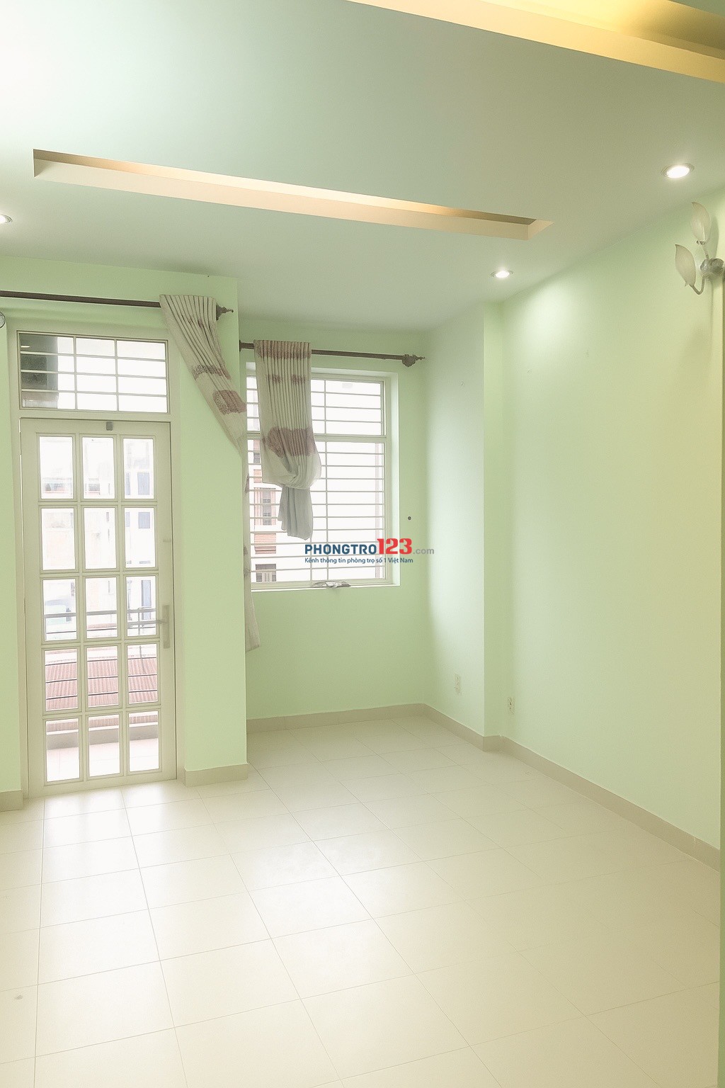 phòng mới - sạch hổ trợ 500k tiền dọn vào trươc/ 15/8