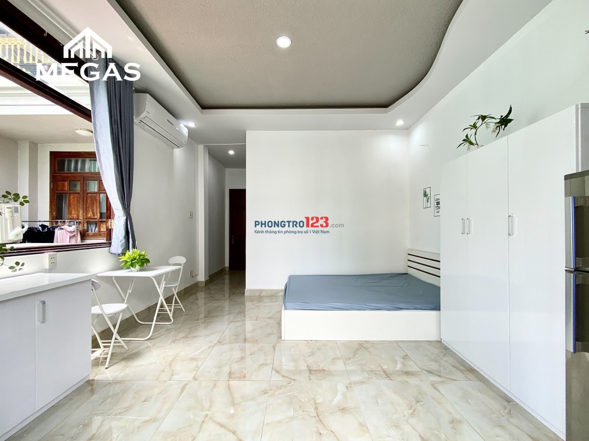 STUDIO BAN CÔNG ĐÓN NẮNG TRỜI BAO CHILL - FULL NỘI THẤT - NẰM NGAY CON ĐƯỜNG ĂN UỐNG QUẬN 7