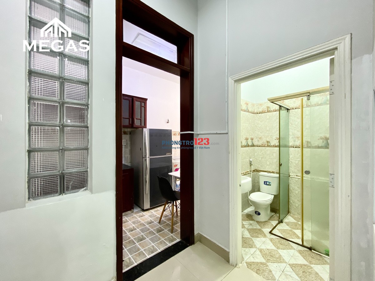 STUDIO BAN CÔNG ĐÓN NẮNG TRỜI BAO CHILL - FULL NỘI THẤT - NẰM NGAY CON ĐƯỜNG ĂN UỐNG QUẬN 7