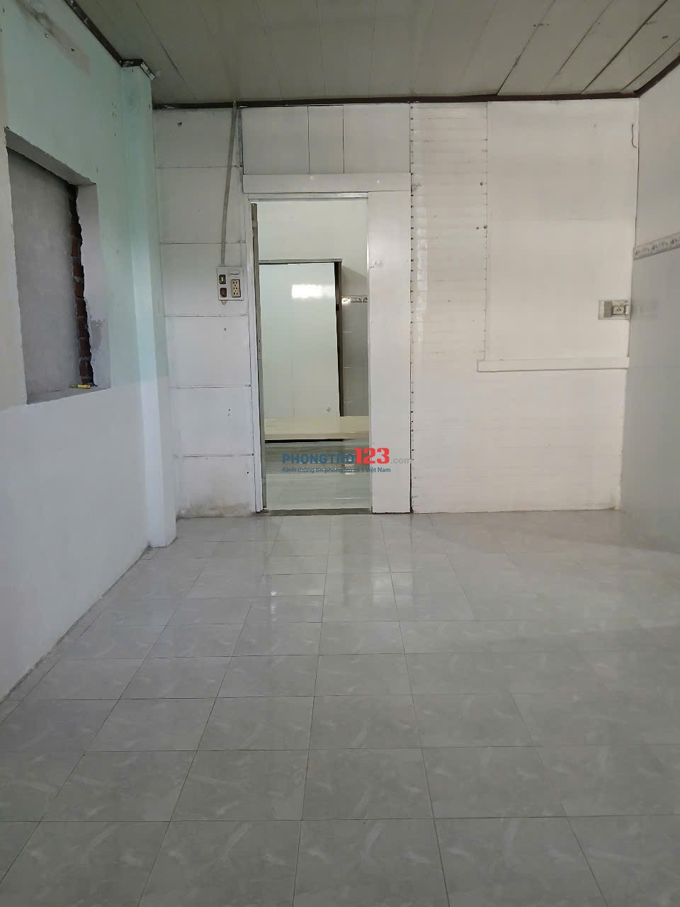 Cho thuê 2 căn hộ lầu 1 và 2 của nhà mặt tiền 608 Điện Biên Phủ, quận 10 (ngã 3 Nguyễn Thiện Thuật)