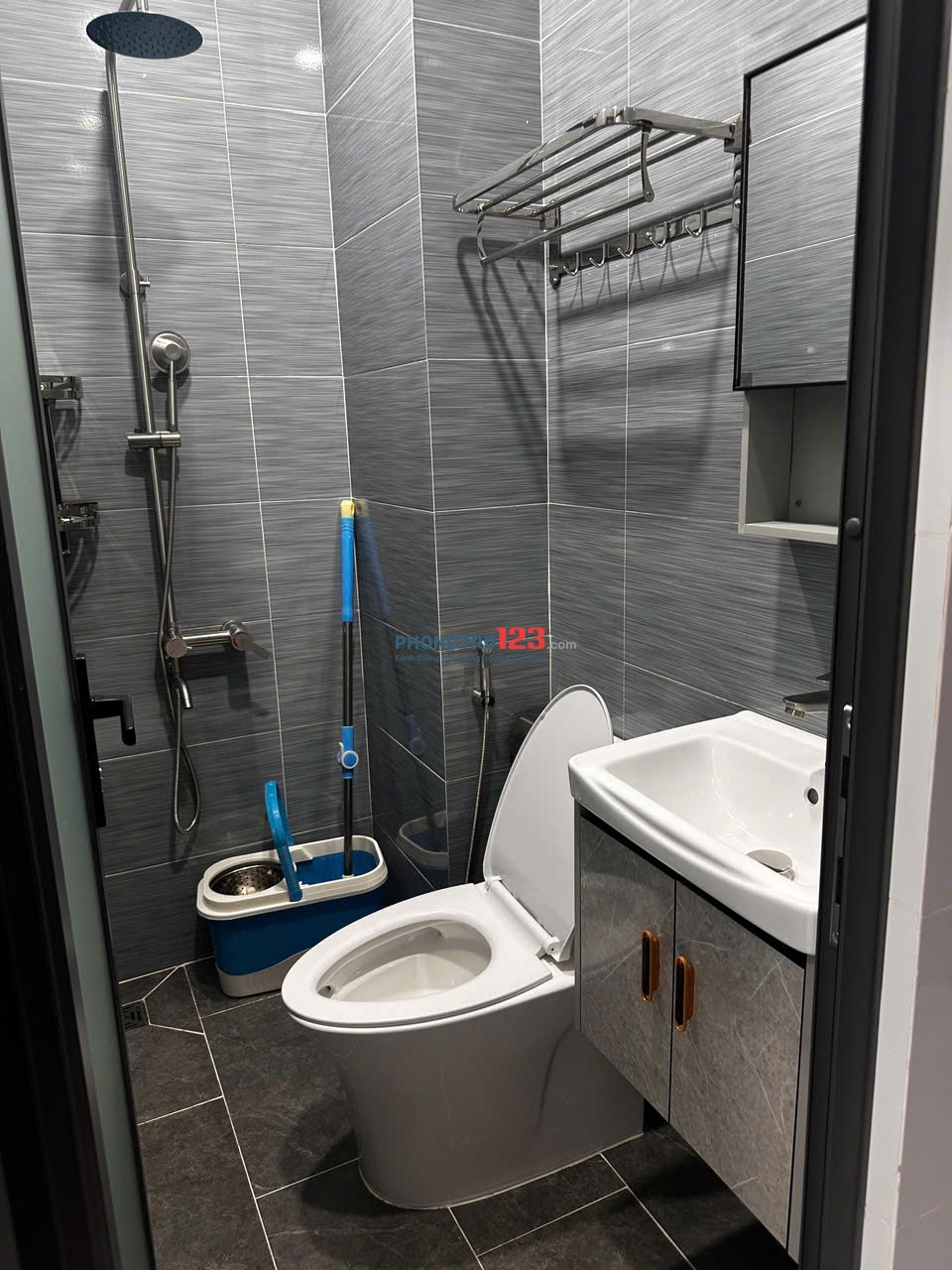 Phọng trọ full nội thất chính chủ cho thuê tại trung tâm Quận 3
