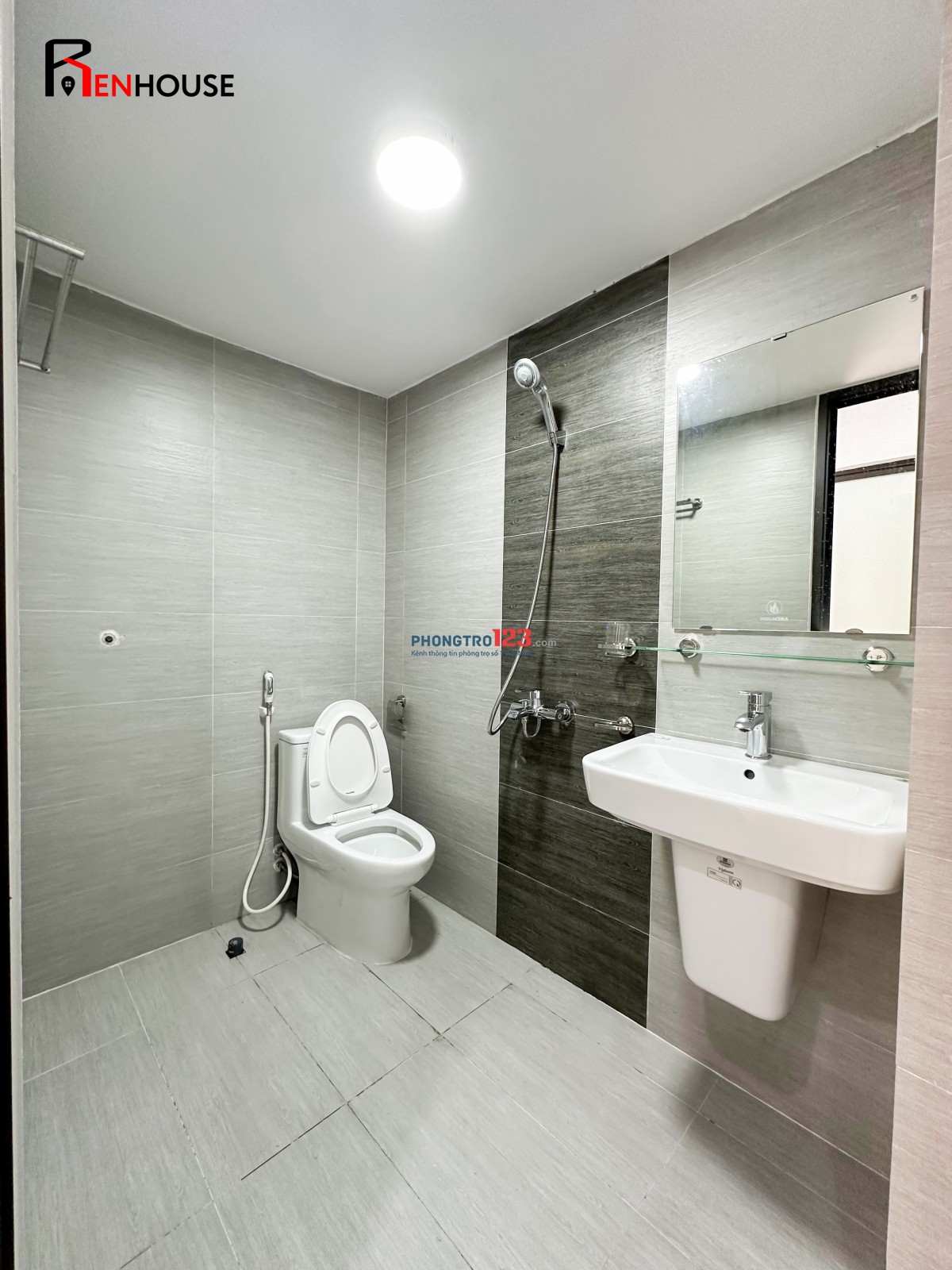 CHO THUÊ PHÒNG FULL NỘI THẤT-CÓ CỬA SỔ NGAY TẠI CẦU GIẤY