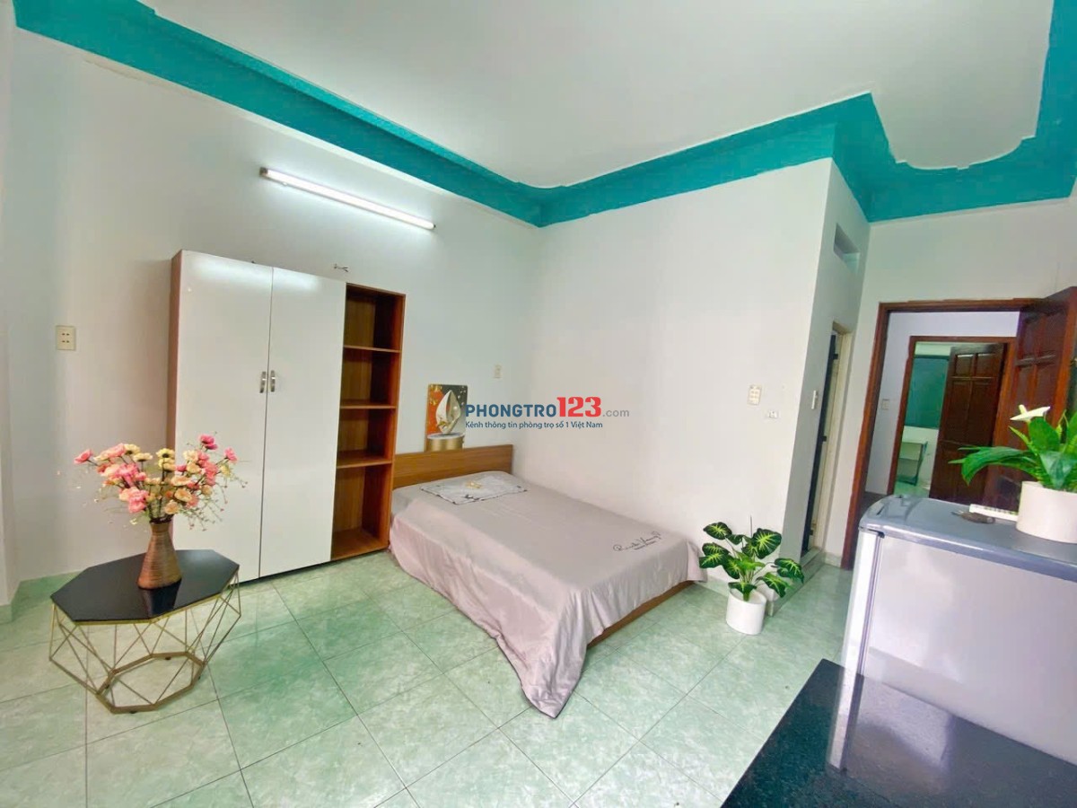 Cho thuê phòng trọ ban công đầy đủ nội thất