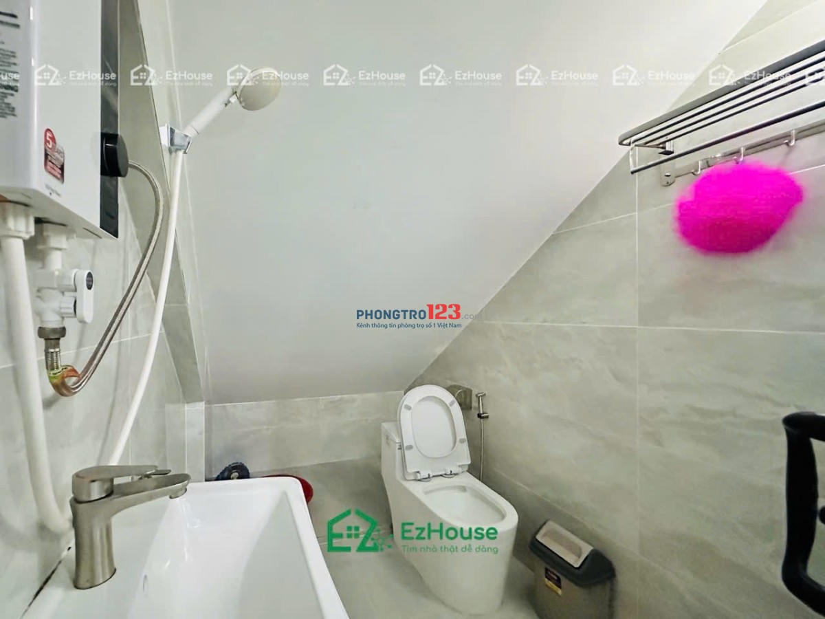 Cho thuê phòng trọ ban công máy giặt riêng quận 8